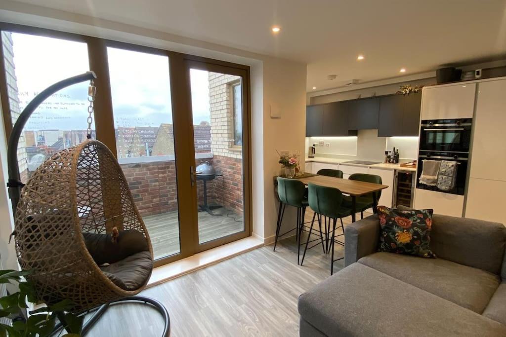 London Luxe: Stylish Studio Extérieur photo